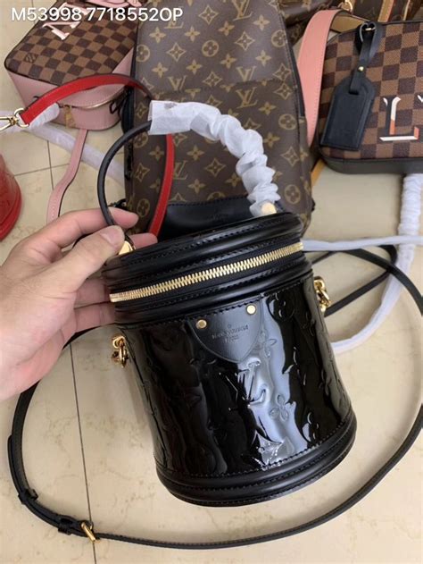 louis vuitton cylinder bag black